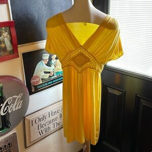 Brand New Be Jewel Size Large Tunic Top